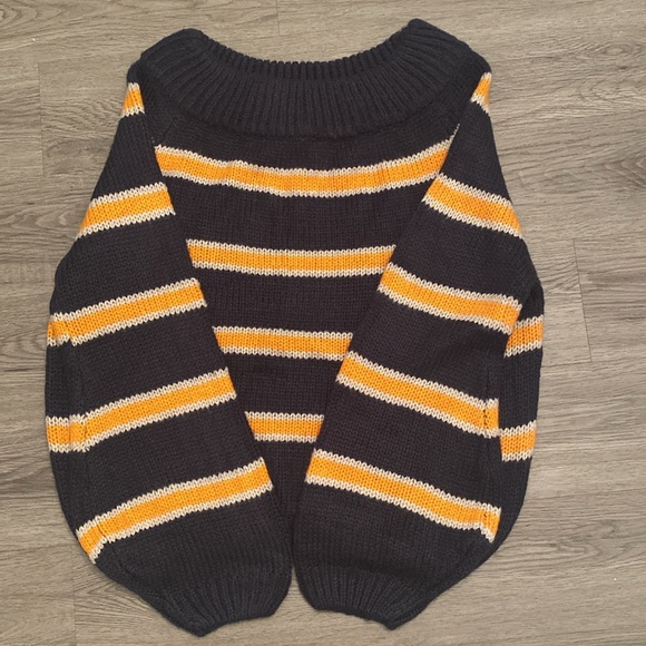 Perfectly Priscilla Don't Settle Of Shoulder Sweater - Navy/Yellow Size 3XL - Picture 5 of 8